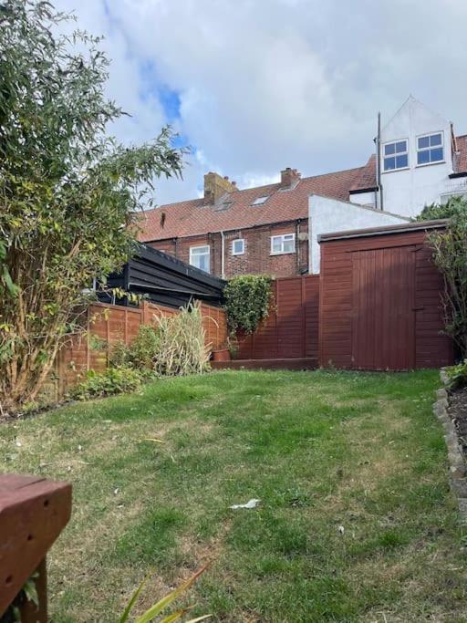 Buckenham Cottage, Cromer Exterior foto